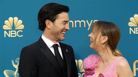 kaley cuoco couple.